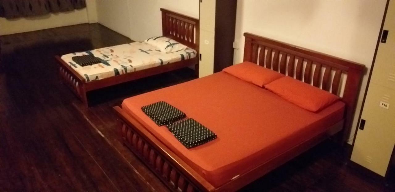 1981 Guest House อิโปห์ ภายนอก รูปภาพ