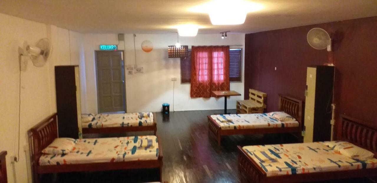 1981 Guest House อิโปห์ ห้อง รูปภาพ